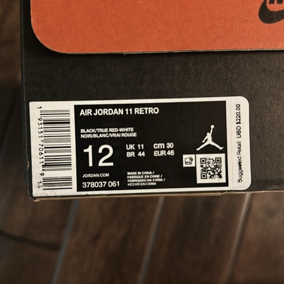 Jordan 11 Breds - Picture 7 of 7